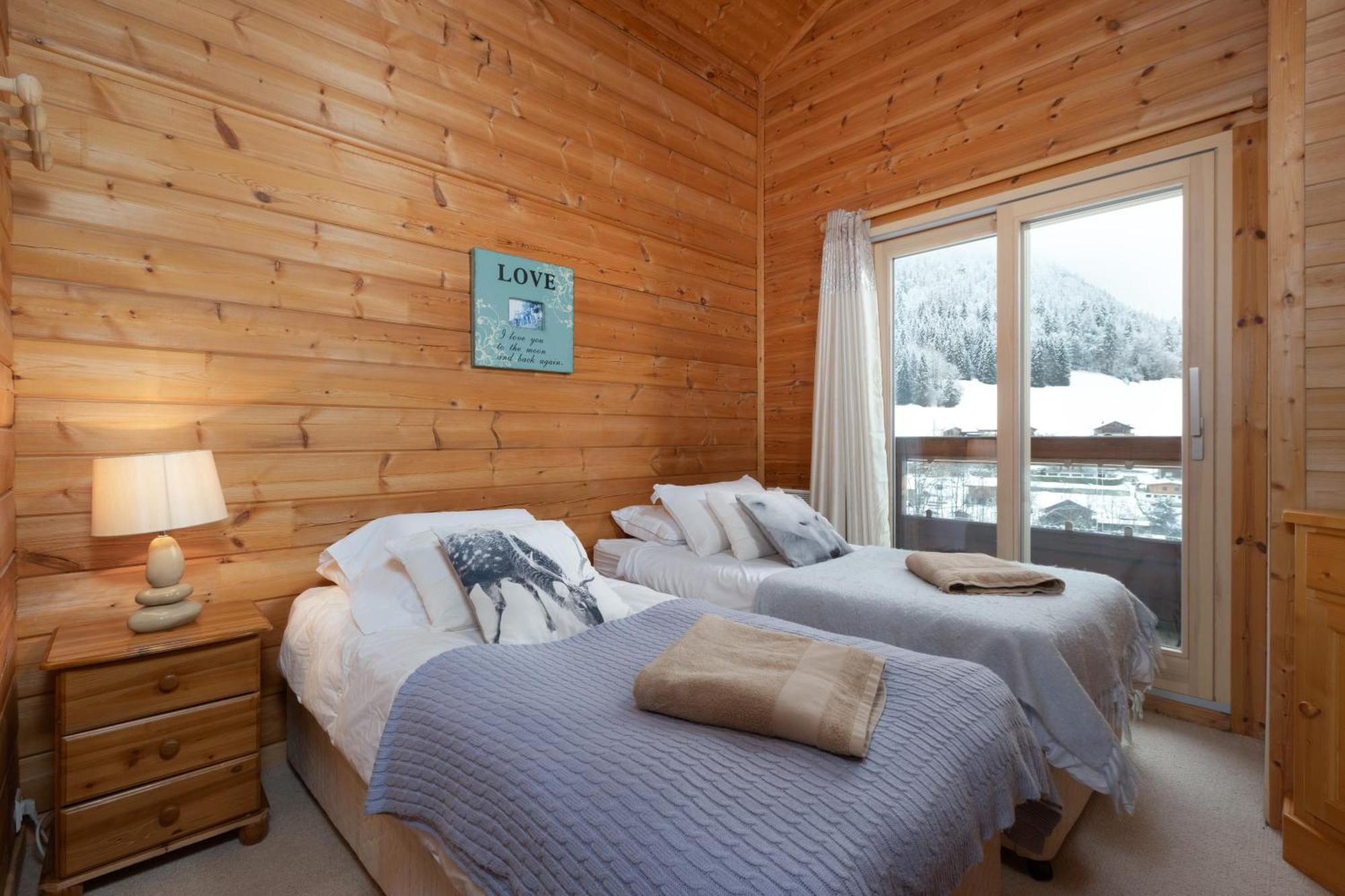 Chalet Le Saint Georges, Morzine, Proche Centre エクステリア 写真