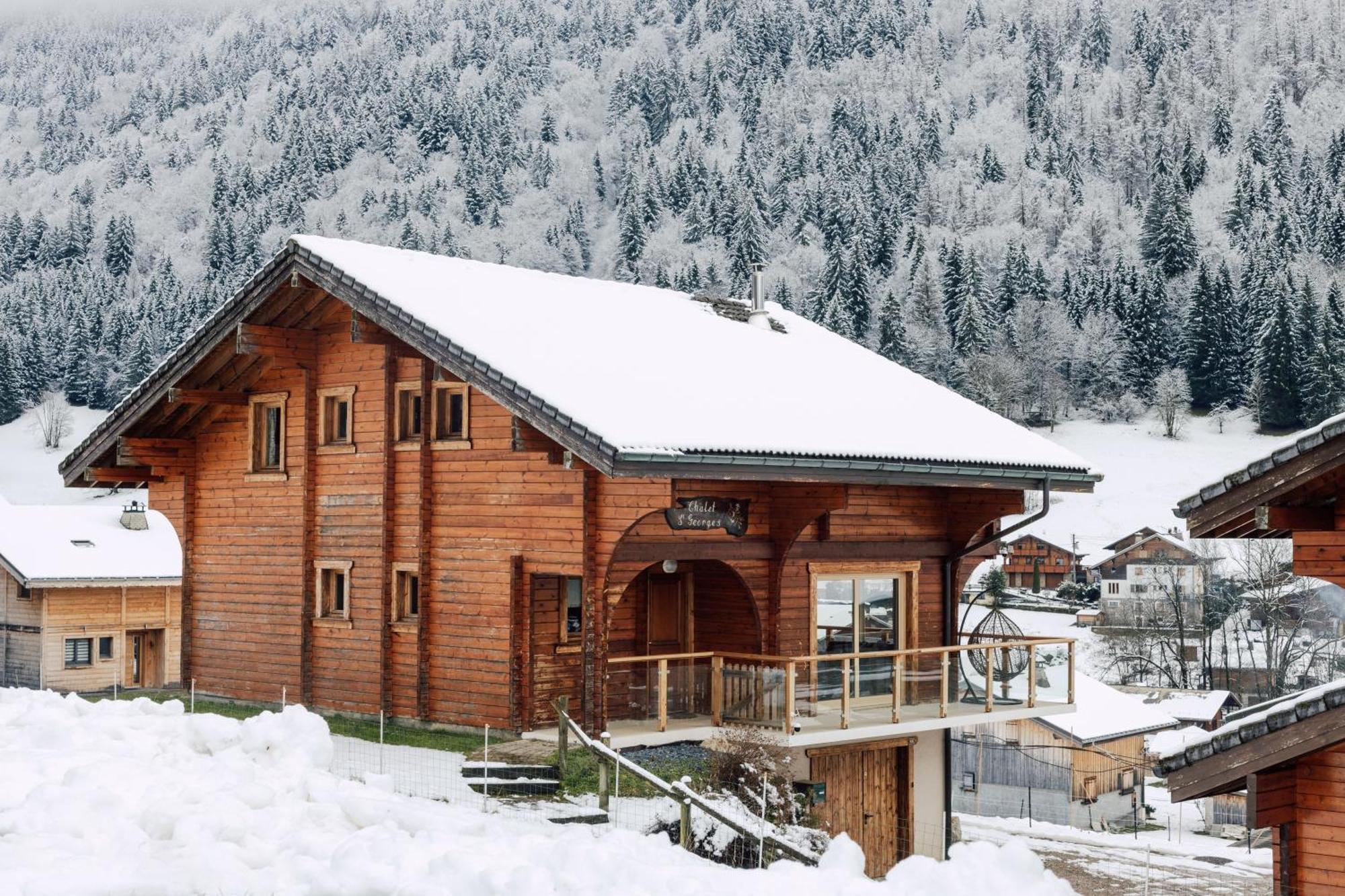 Chalet Le Saint Georges, Morzine, Proche Centre エクステリア 写真